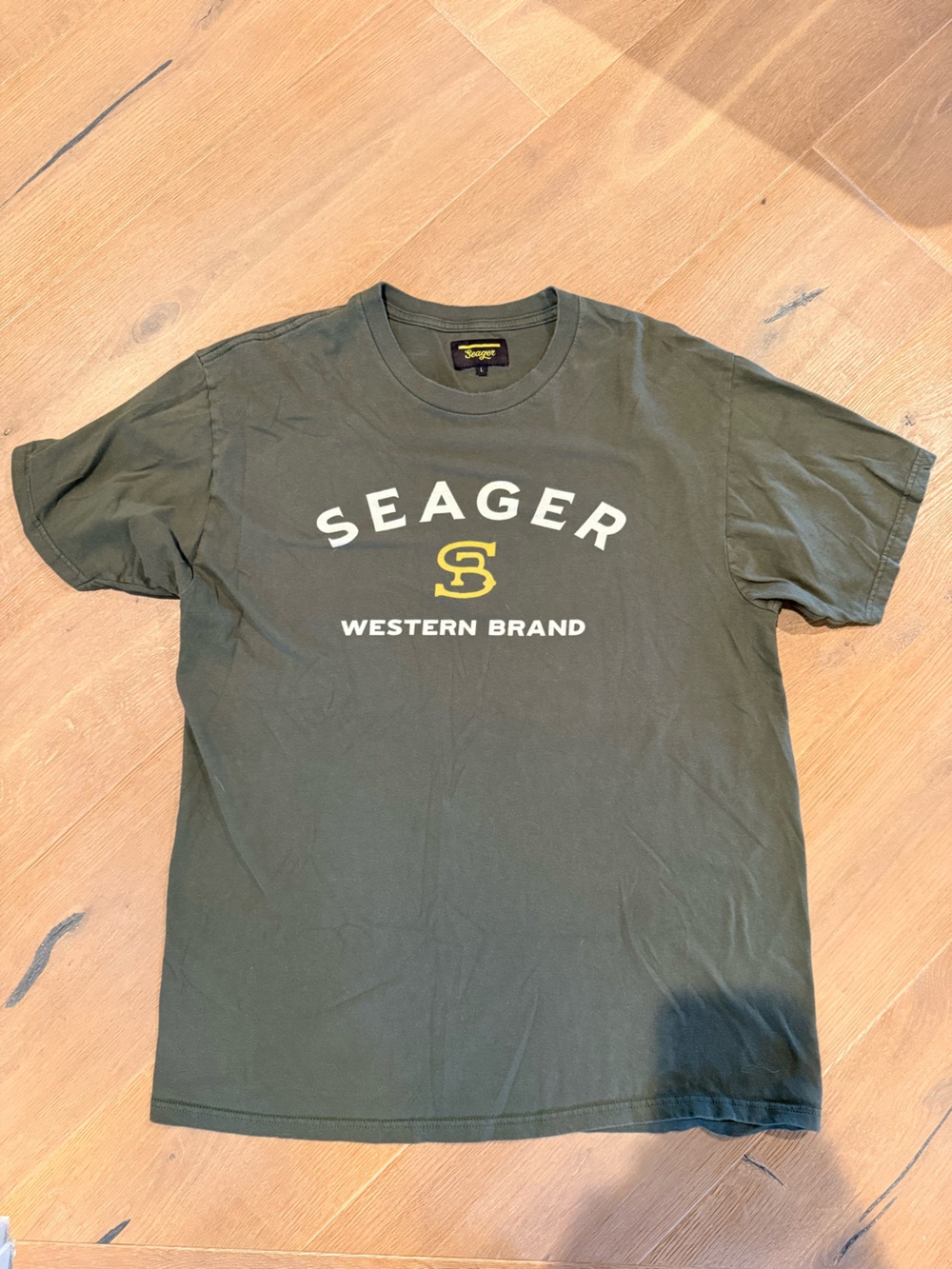 Seager Men's Tee Army in Green, Size L